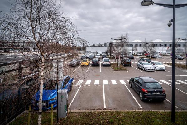 De nombreuses contributions sur les parkings relais